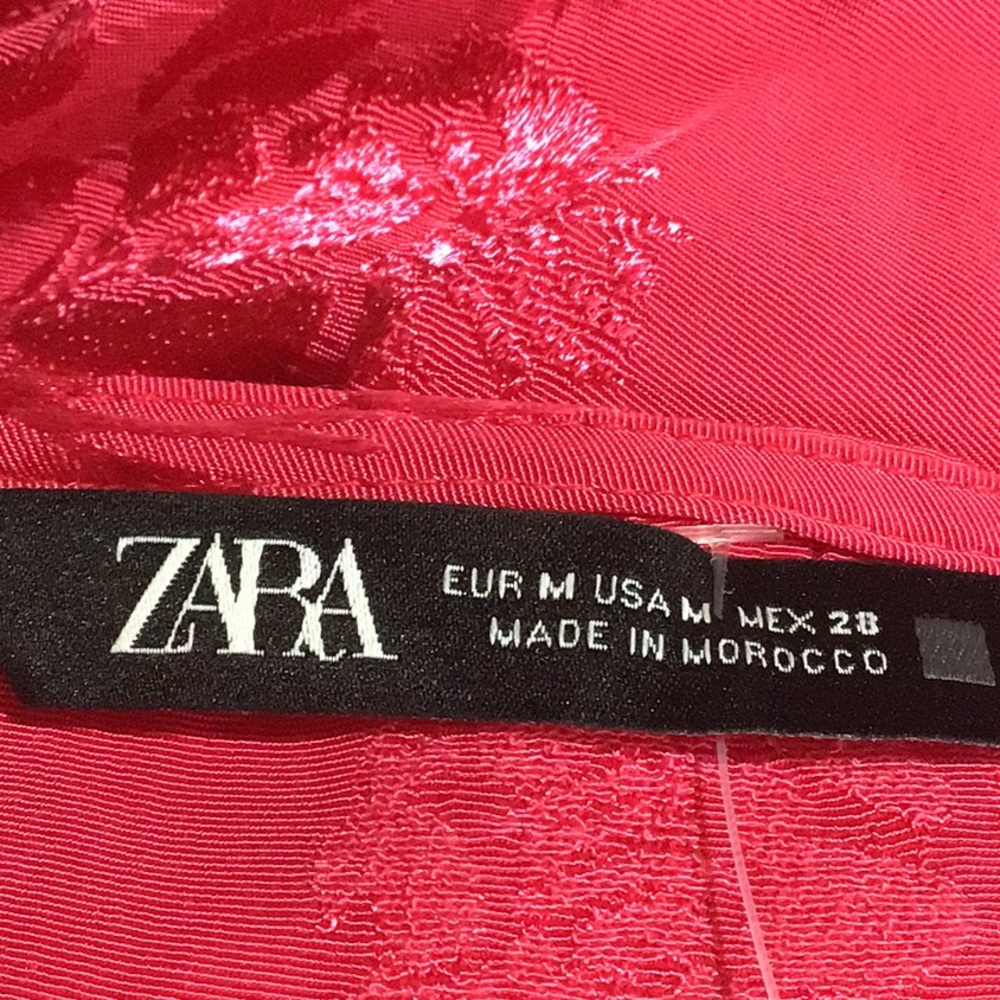 Zara Fuchsia Floral Robe - Picture 5 of 5
